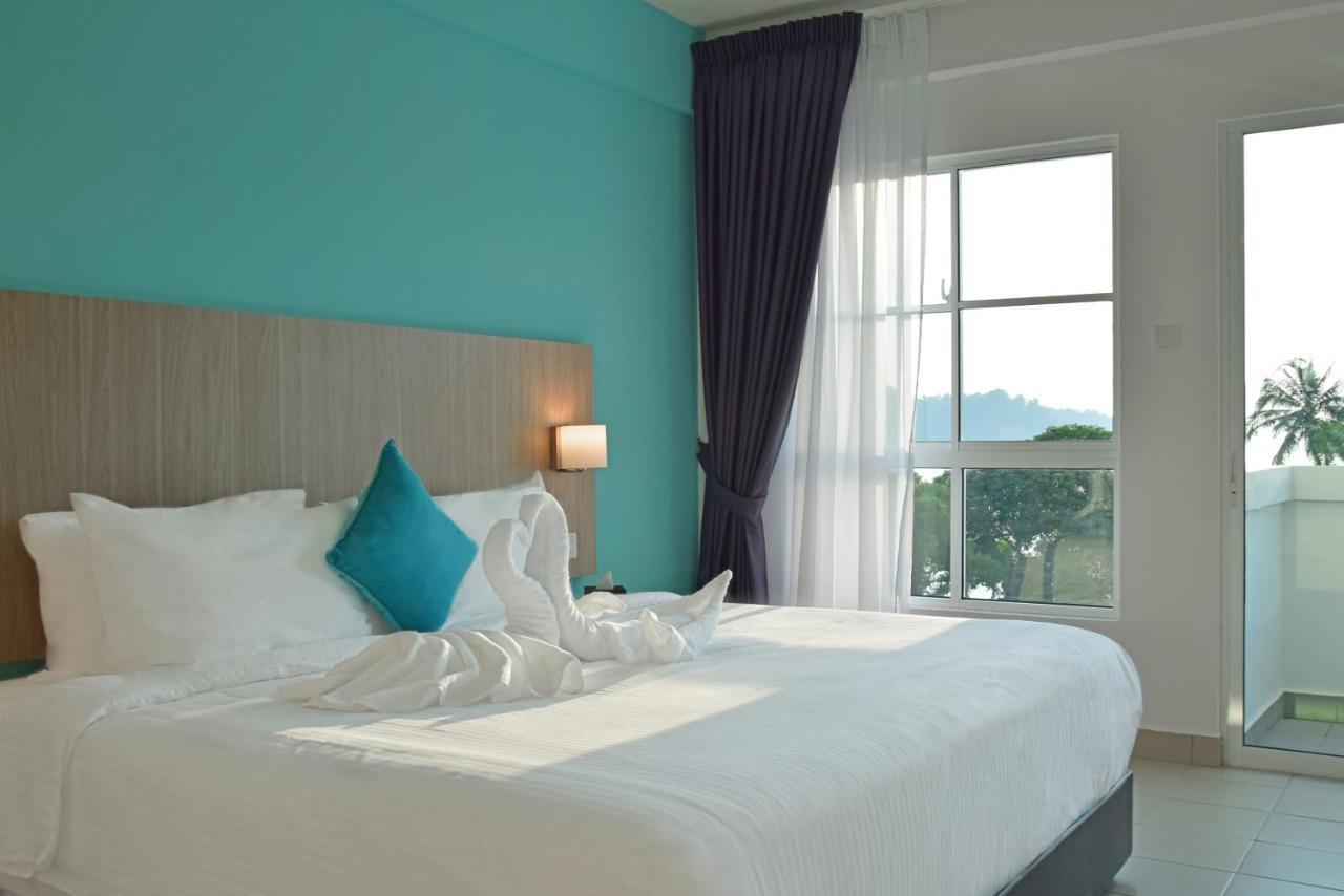 Avi Pangkor Beach Resort Kampong Pasir Bogak Ngoại thất bức ảnh