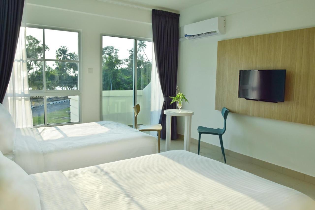 Avi Pangkor Beach Resort Kampong Pasir Bogak Ngoại thất bức ảnh