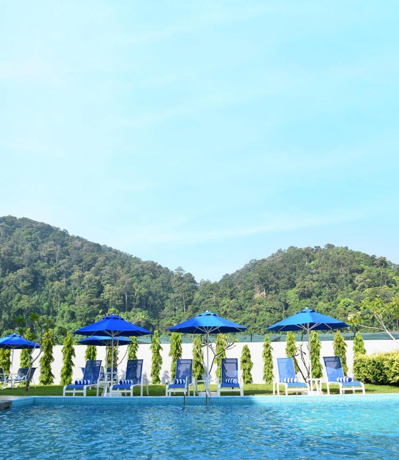 Avi Pangkor Beach Resort Kampong Pasir Bogak Ngoại thất bức ảnh